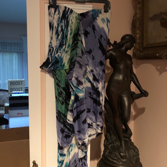 BCBG asymmetrical STRAPLESS dress SIZE 8 - Picture 1 of 6